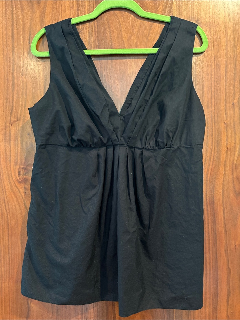 GAP Black V-Neck Sleeveless Top with Empire Seam Detail